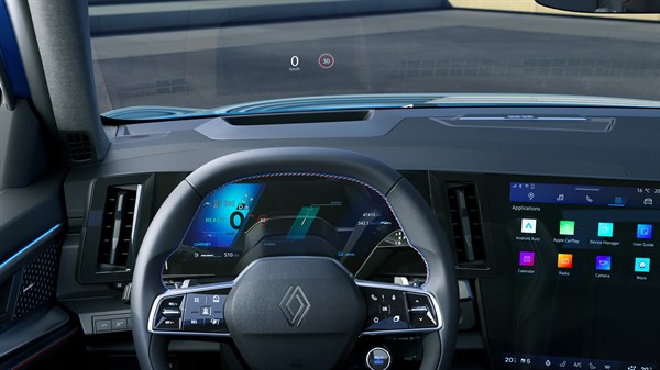 Renault Rafale E-Tech hybrid - écran multimédia - openR - affichage tête haute