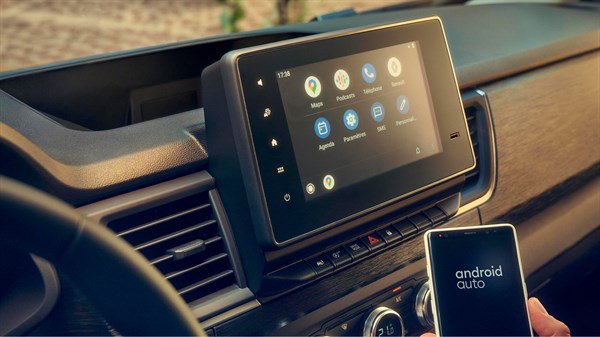 écran multimédia 8" avec réplication smartphone - Renault Trafic Van