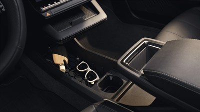 Renault Megane E-Tech 100% électrique - accessoires - double plancher et rangements